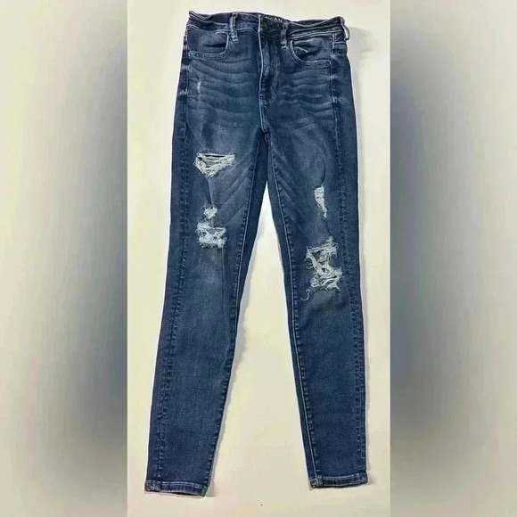 American Eagle Outfitters Denim - EUC Women’s American Eagle Super High Rise Jegging Size 4R